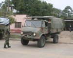 Ejército está albergando a 220 personas evacuadas en el Regimiento de Infantería de Monte 29 en la ciudad  capital. Por otra parte,  se enviaron tres camiones UNIMOG, con conductores y auxiliares, hacia Clorinda.